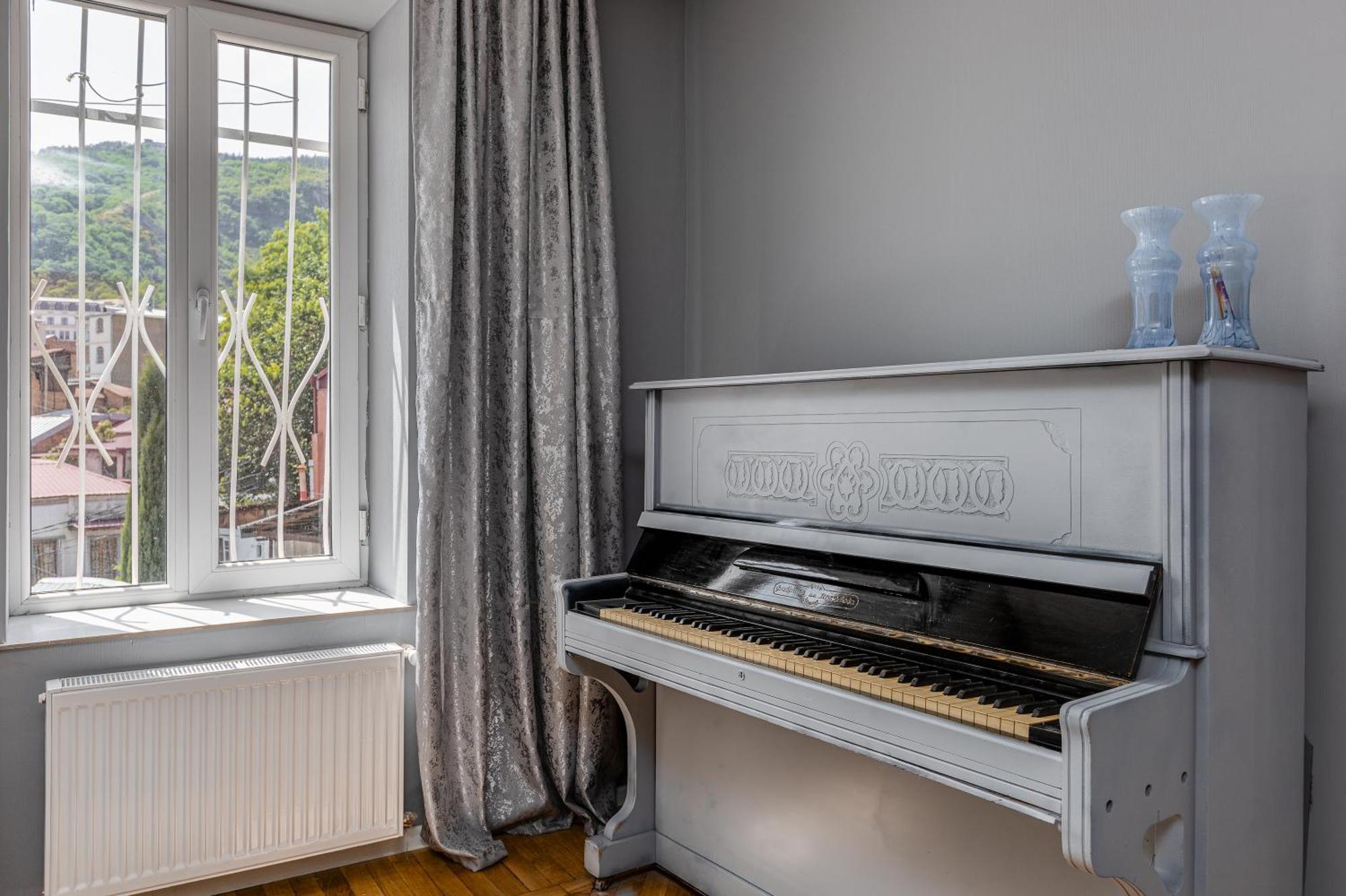 Markos Sololaki Flat ティビリシ エクステリア 写真